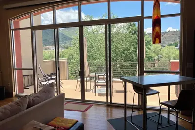 Image de Riverfront Loft Location 1 Mois