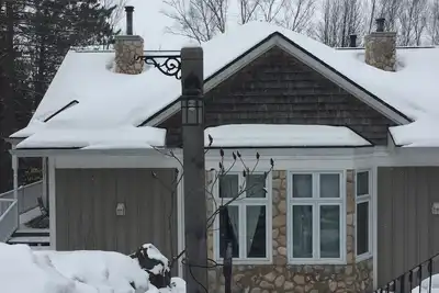 Image de Beau chalet au Vieux Village de Tremblants