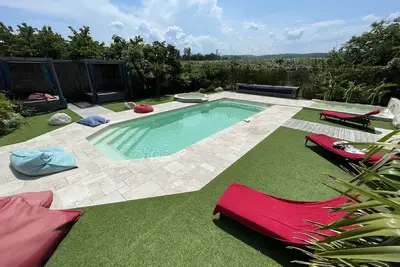 Image de Gîte et roulottes avec piscine en Drôme  Séjours nature en famille ou entre amis