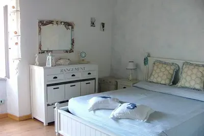 Image de Appartement romantique avec une vue splendide sur le golfe; pour les familles et les couples