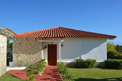 Image de 2 chambres, 1. 5 salles de bain Villa avec voiturette de golf à La Estancia Golf Resort