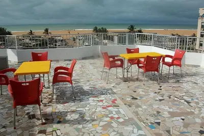Image de Cotonou Fidjrosse : Appart 4 avec Terrasse Vue Sur Mer