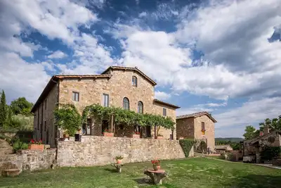 Image de Villa toscane typique au coeur du Chianti