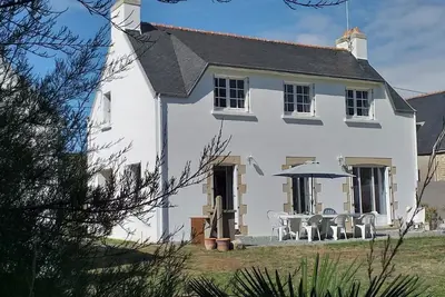 Image de Charmante maison familiale à 300m de la mer avec grand jardin sud