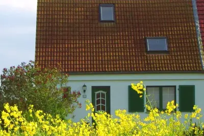 Image de Spacieux et lumineux appartement, les familles, avec terrasse et jardin privé