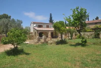 Image de Casetta Clementina, ferme en pierre avec jardin à Castellabate