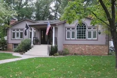 Image de Usna Commissioning Week 2020! Magnifique, rénové 3br, 3 Ba complet Sfh!