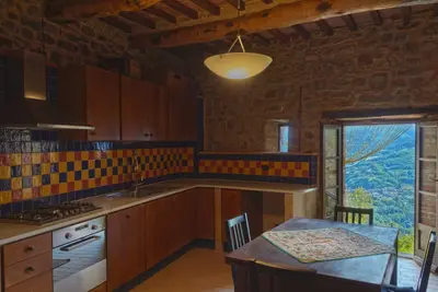 Image de Immense appartement médiéval dans une villa toscane historique, 100% rénové + piscine