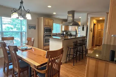 Disponible pour location à long terme