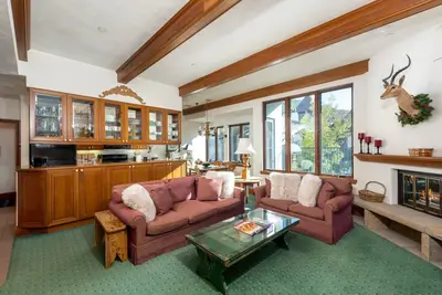 Image de Emplacement privilégié du Vail Village Plaza Lodge - 2 chambres / 2 salles de bain