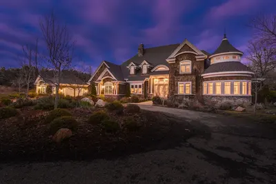 Image de Domaine ultra exclusif sur le lac des cygnes