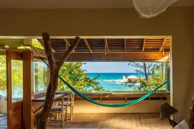 Image de Nid d'amour, Strawberry Fields Together! Beach Cottage