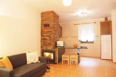 Image de Maison ANTÕES // Rio Maisons // // Cottage