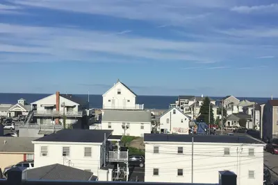 Image de Location d'hiver disponible. Allez à l'intérieur et profitez de la vue sur l'océan.