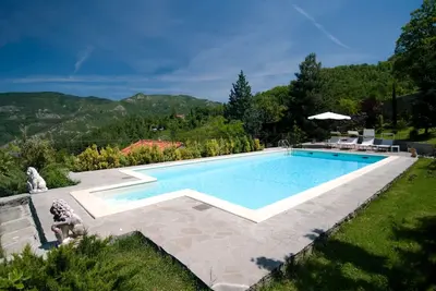 Image de Villa La Fonte (13 couchages) avec piscine, cours de cuisine et 1 tour de trek inclus