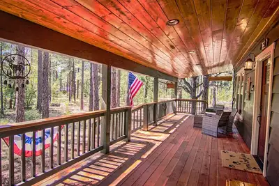Image de White Mountain Retreat w / Jacuzzi - regardez notre vidéo!