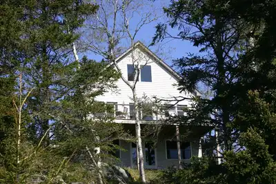 Image de Tranquille chalet en bord de mer sur la baie de Wohoa