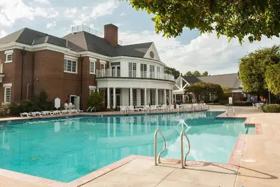 Image de Williamsburg Plantation Resort: 2br / 2ba, juillet et août 2019