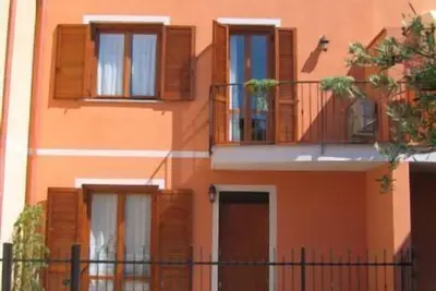 Image de A quelques kilomètres des plages de Pula et Chia et à 600 mètres de la place principale