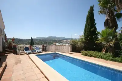 Image de Jolie villa de vacances avec vues à couper le souffle et piscine privée
