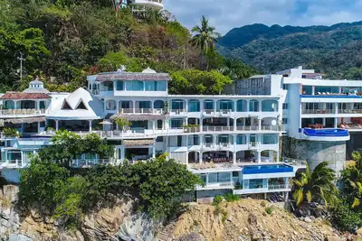Image de Casa Azul Profundo I et Ii- Luxury Ocean View Villa- 26 chambres, personnel complet