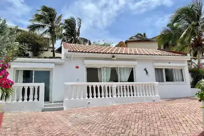 Image de Charmante maison d'hôtes 1br / 1ba à Tamarind Hill Estates