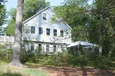 Image de Water Front style Cape Cottage
