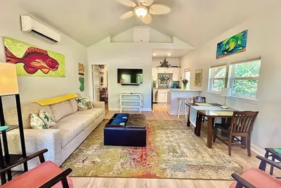 Image de 30a Escapade en chalet côtier!