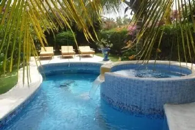Image de Superbe Villa avec Piscine Lagon Et Jacuzzi à Débordement