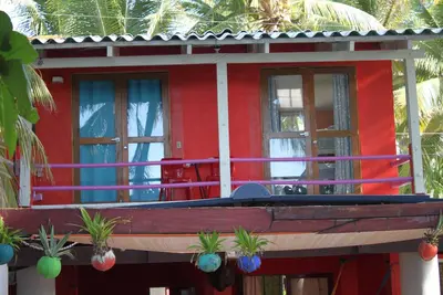 Image de Tropical Paradise Oceanfront Regarde l'océan et estuaire