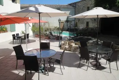 Image de Gite Bambou appartement dans Mas du XVIIIème siècle  piscine chauffée sécurisée