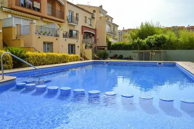 Image de Maison avec piscine à 100 m de la plage