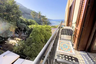 Image de Appartement à Bellavista 800 Palais historique rénové en 2016.