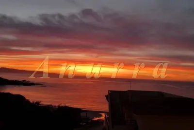 Image de Sardaigne-ĂŽle Rossa4: 30 m de la plage