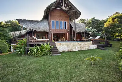 Image de Brisa Del Mar: Balinais style bord de l'océan Piscine privée Villa