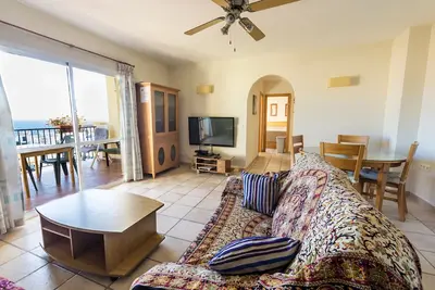 Image de Carabeo 2000 3. 3 = appartement au dernier étage avec une vue imprenable et à proximité de la plage