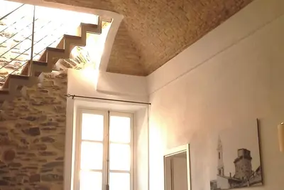 Image de Torre Saracena di Dolcedo - Des vacances exclusives Un saut dans le passé