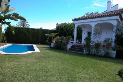 Image de Belle villa avec piscine et beaucoup d'intimité