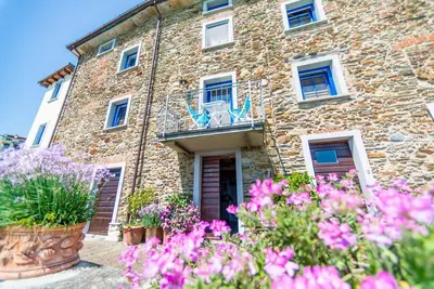 Image de Bel appartement avec terrasse et vue panoramique imprenable sur la côte