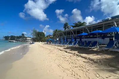 Image de Jus Chillin, Mullins Bay, Mullins Beach, St. Peter, West Coast, Barbade
