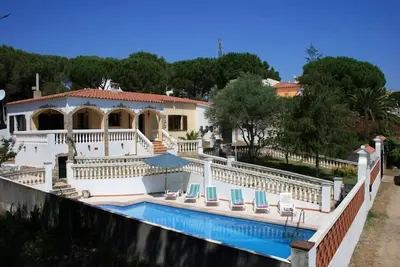 Image de Grande Villa avec Piscine/Wifi/Parking - Villa Clemente