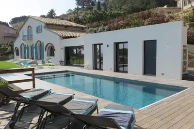 Image de Villa Renovee Avec Piscine -  Belle Vue Mer, Proche Plages