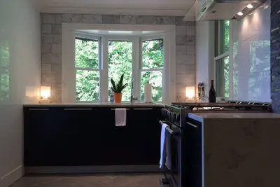 Image de Exceptionnellement meublé, luxe haut de gamme Midtown Home - Prime Location!