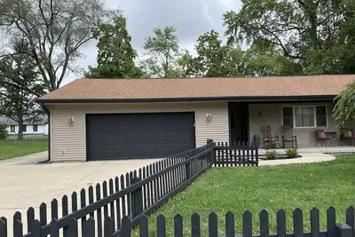 Image de Ranch Bungalow à moins de 5 minutes de Grand Park