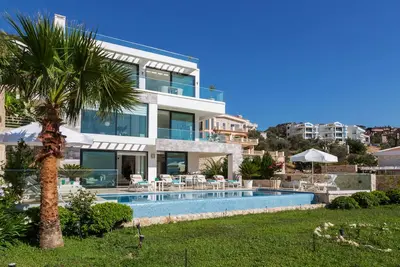 Image de Villa Setara est une propriété de front de mer rare situé à Kalkan
