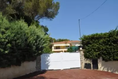 Image de appartement T3 Anis 55m2, avec terrasse 25m2, piscine, plage proche