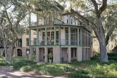 Montage | Belle vue sur l'eau | Deluxe Home | Équipements complets | Palmetto Bluff