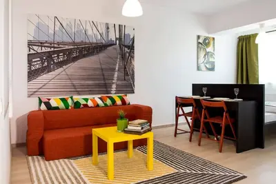 Image de Central Modern Studio R Proche Metro & City Center Great Location