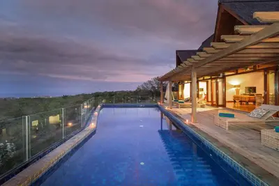 Image de Villa de luxe isolée de 4 chambres à Nusa Dua;