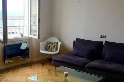 Image de Sublime Appartement 3 -4pers 70m² en plein coeur du vieux port, vue spectaculaire